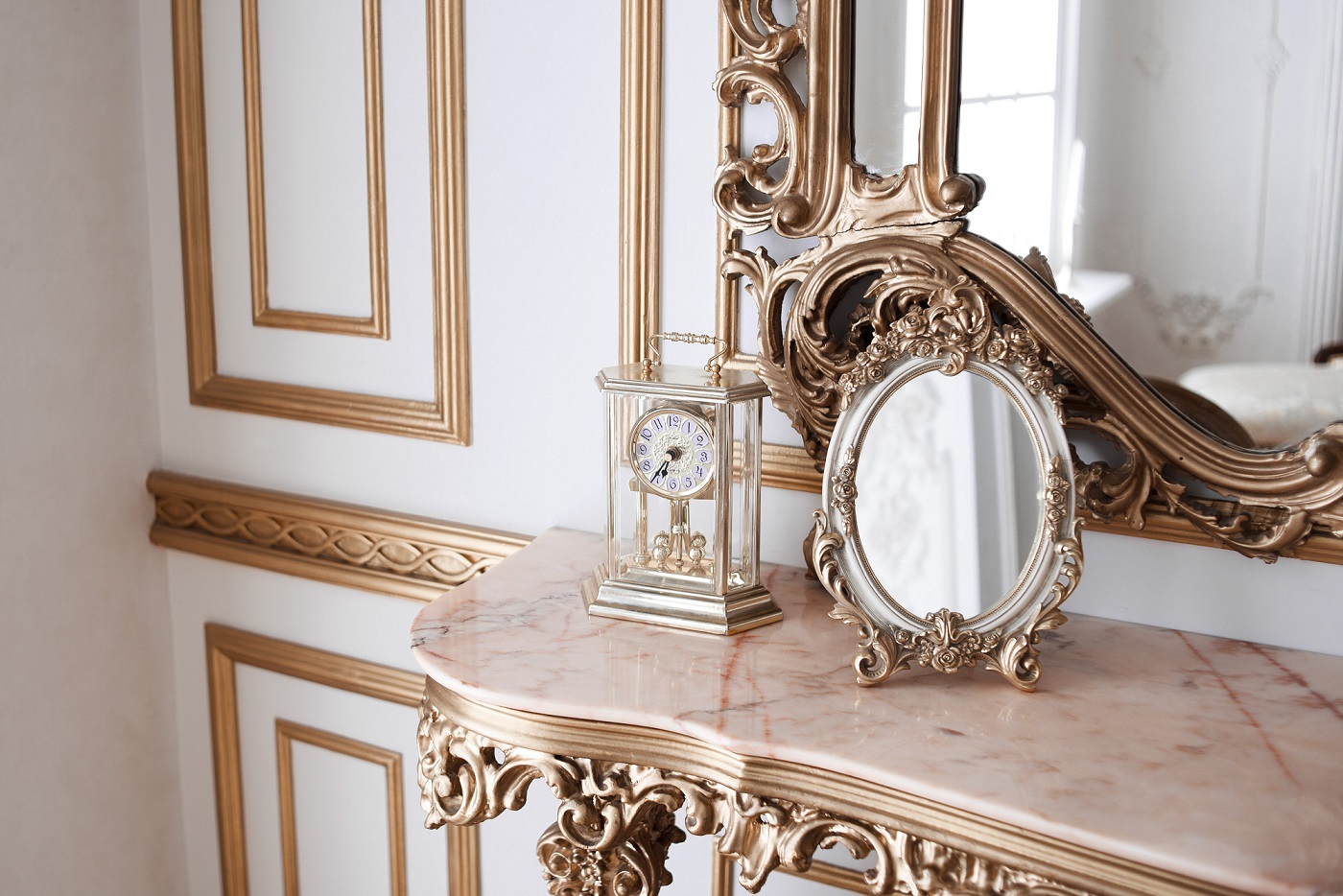 victorian styled trinkets on a shelf in a home